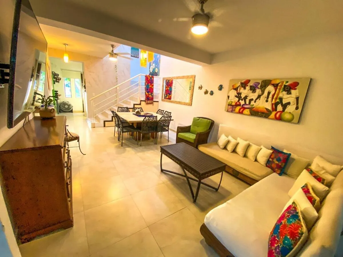 Casa Moorea - Pools & Gym Villa Playa del Carmen 0*,  Messico